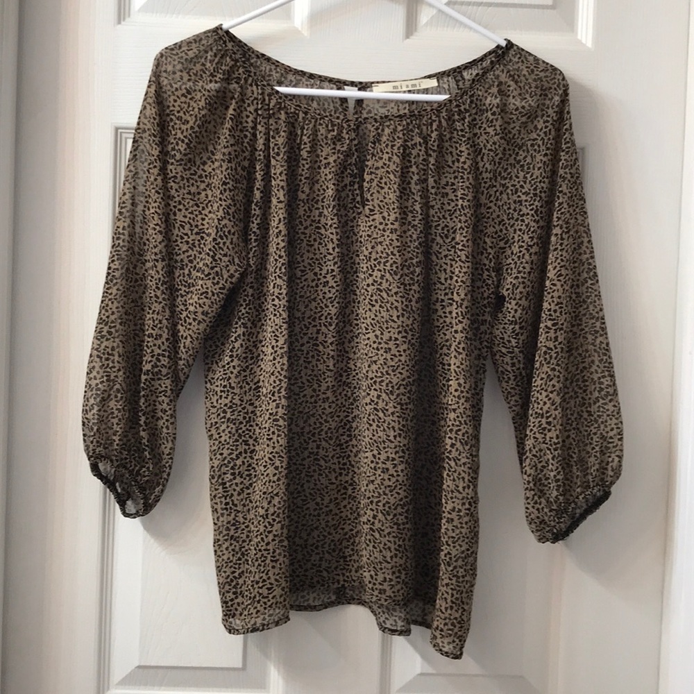 {Francesca’s} Cheetah Blouse | S
